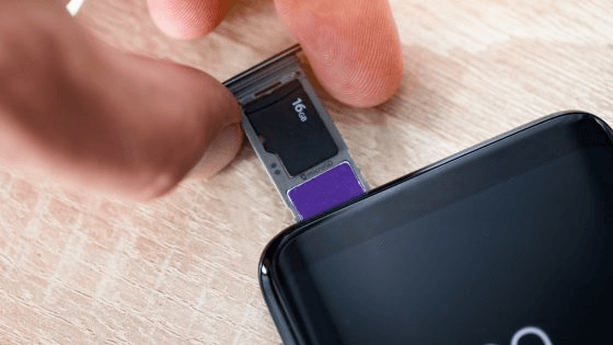 SD-Karte erneut einlegen